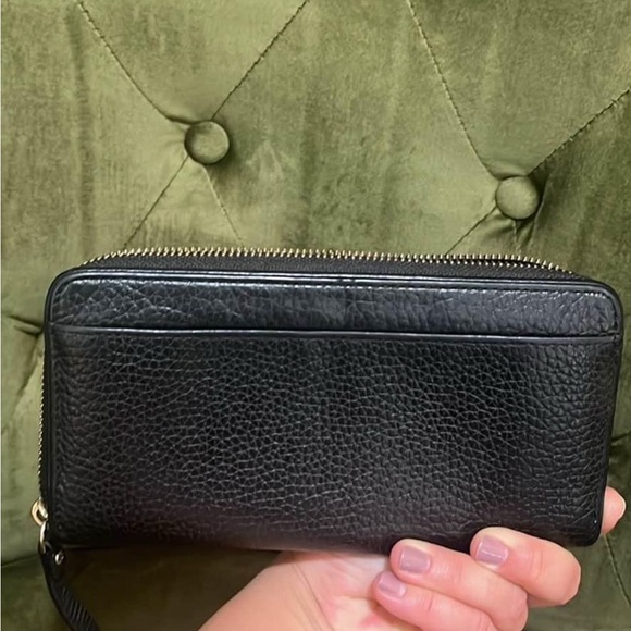 Kate Spade black large wallet genuine leather - Picture 2 of 2